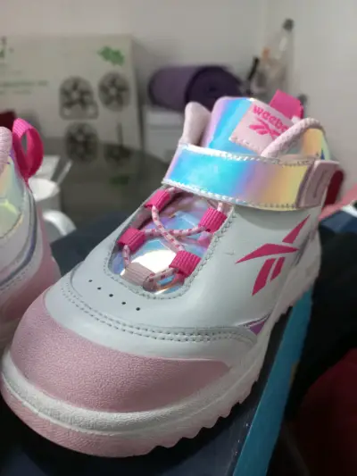 Zapatillas infantiles Reebok rosadas - miniatura 6