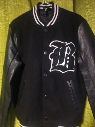 Chaqueta H&M negra - miniatura 1