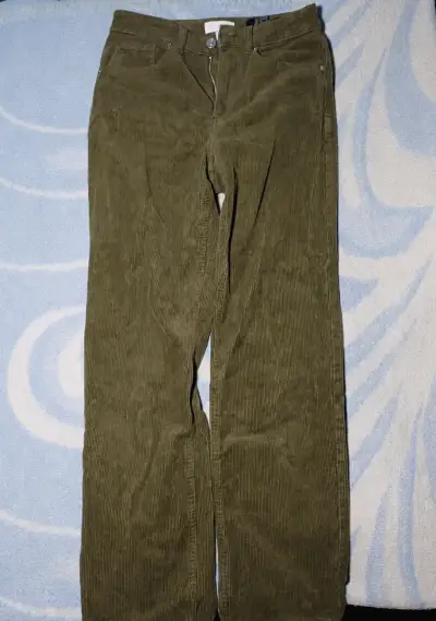 Pantalón de cotele verde oliva HYM - miniatura 3