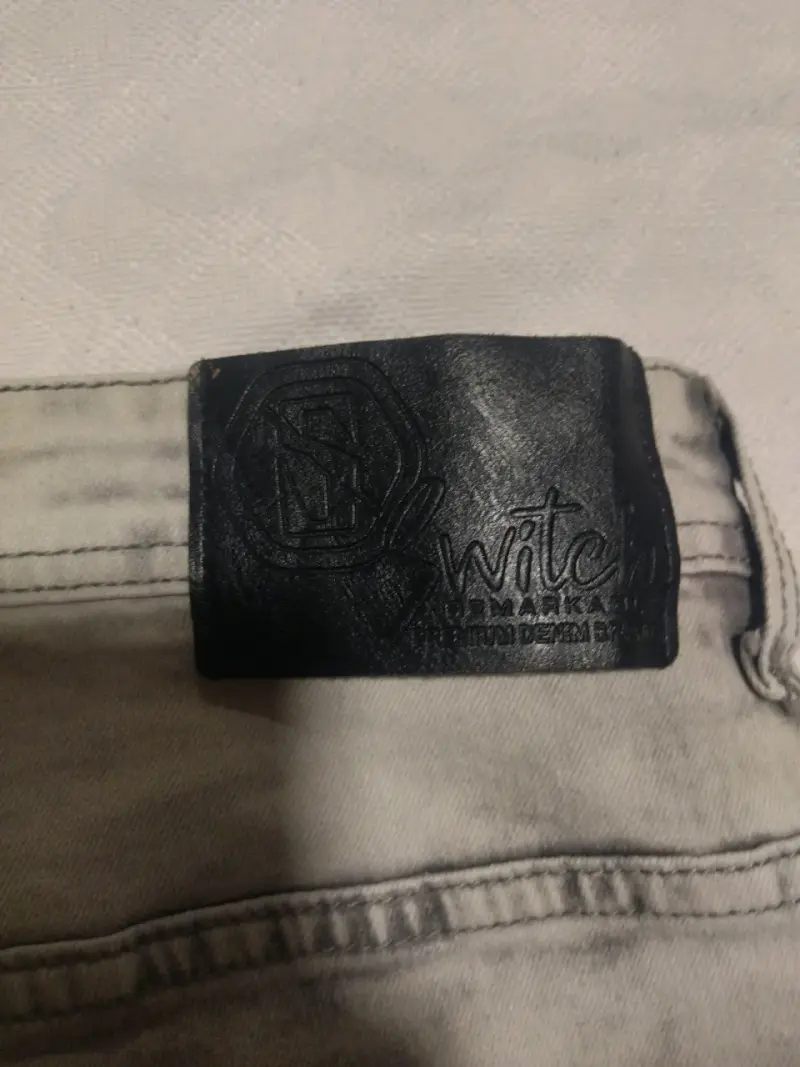 Jeans chort gris estilo desgastado - 5