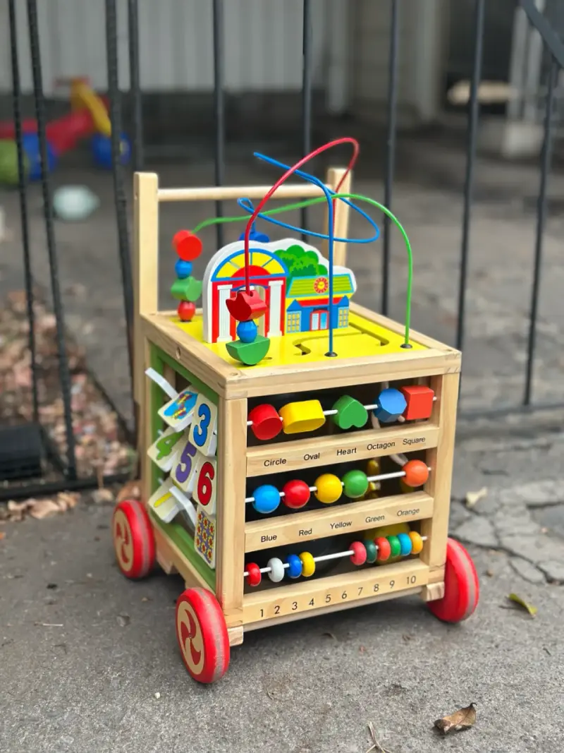 Andador carrito de madera infantil - 1