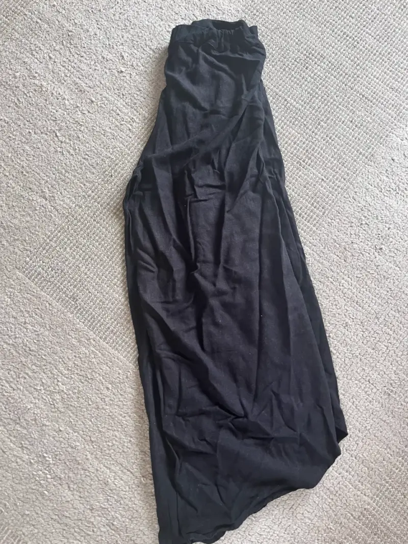 Pantalón negra larga