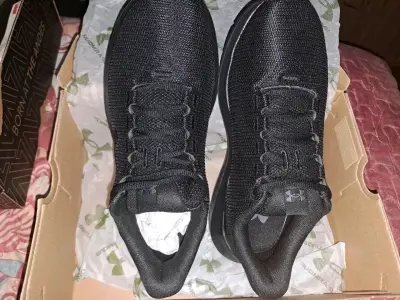 Zapatillas negras Under Armour - miniatura 2
