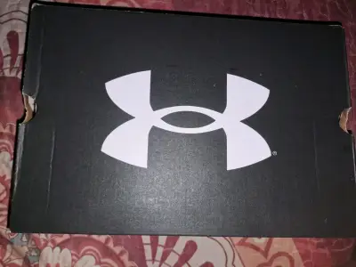 Zapatillas negras Under Armour - miniatura 4