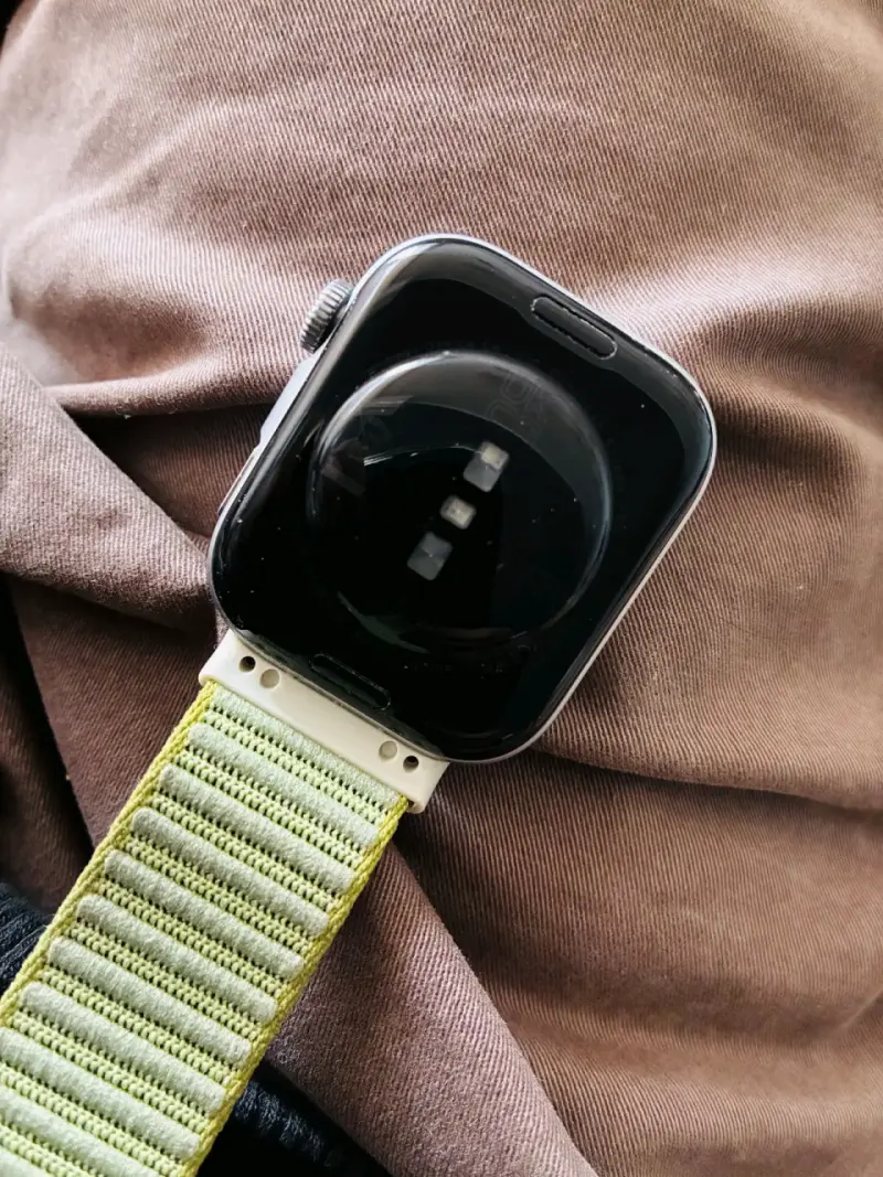 Huawei watch fit 4 con cargador original. - 2