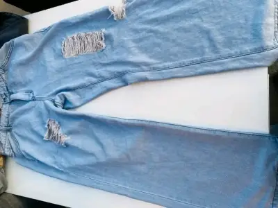 Jean celeste rasgado Talla L - miniatura 1