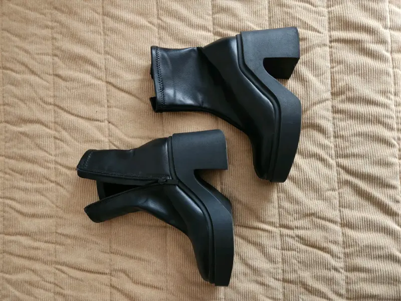 Botines negros Stradivarius - 2