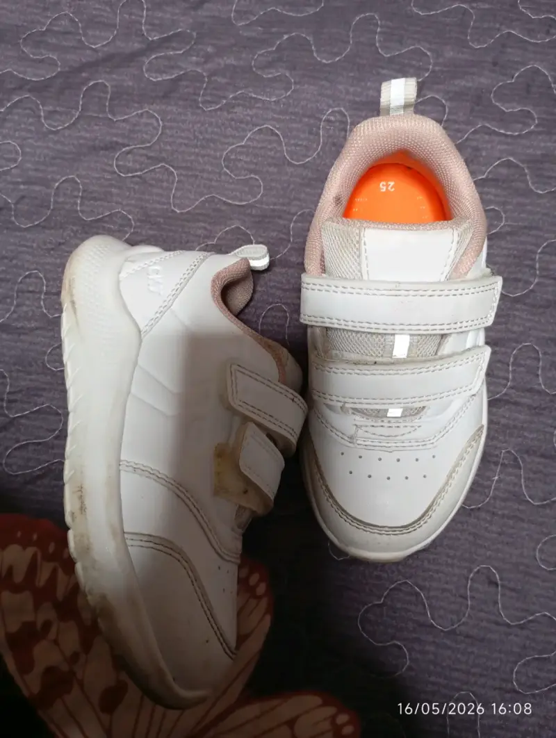 Zapatillas infantiles con dibujos - 2