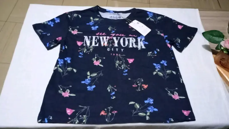 Polera floral New York City