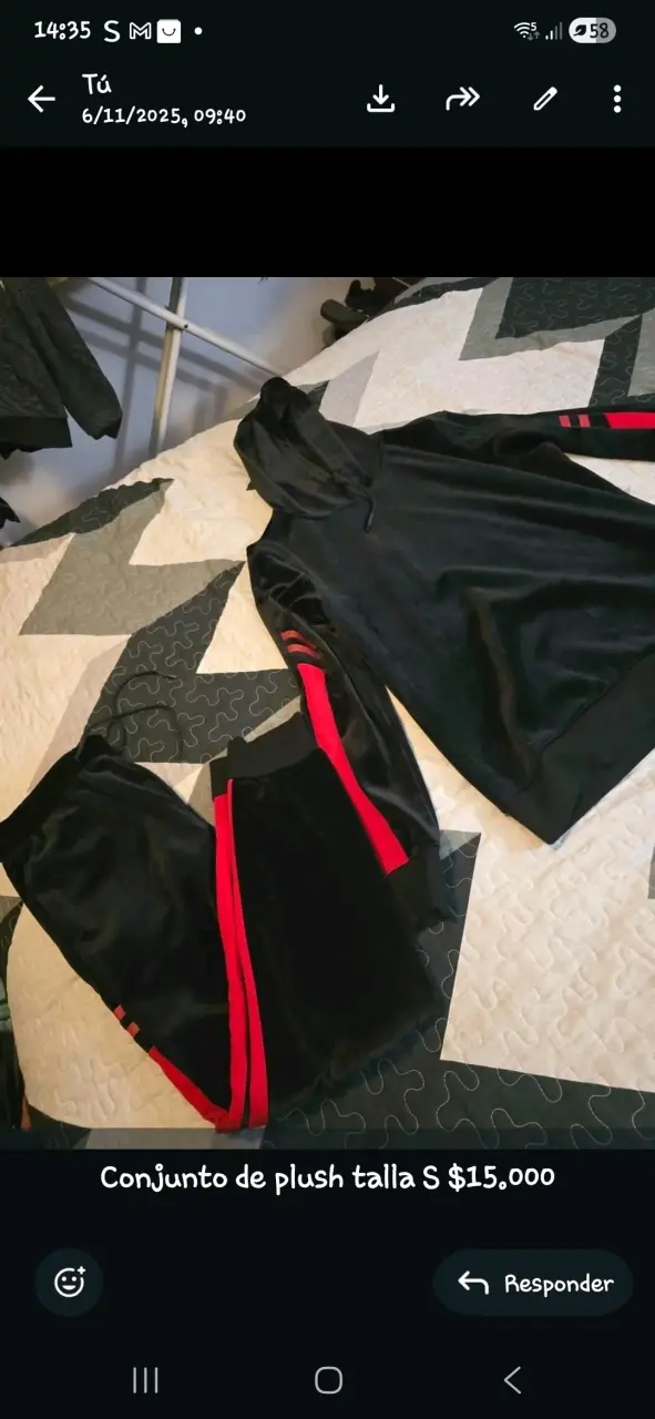Conjunto de plush negro y rojo - 1