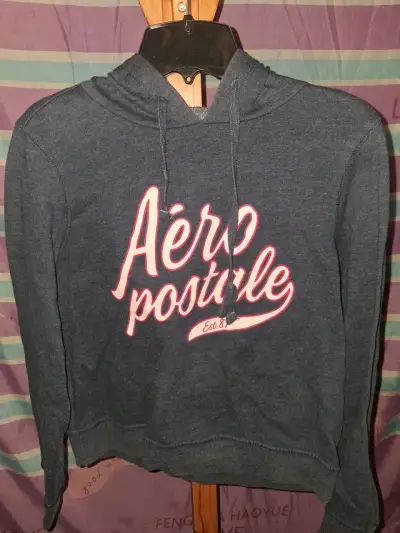 Polerón Aeropostale azul desteñido  con capucha - miniatura 1