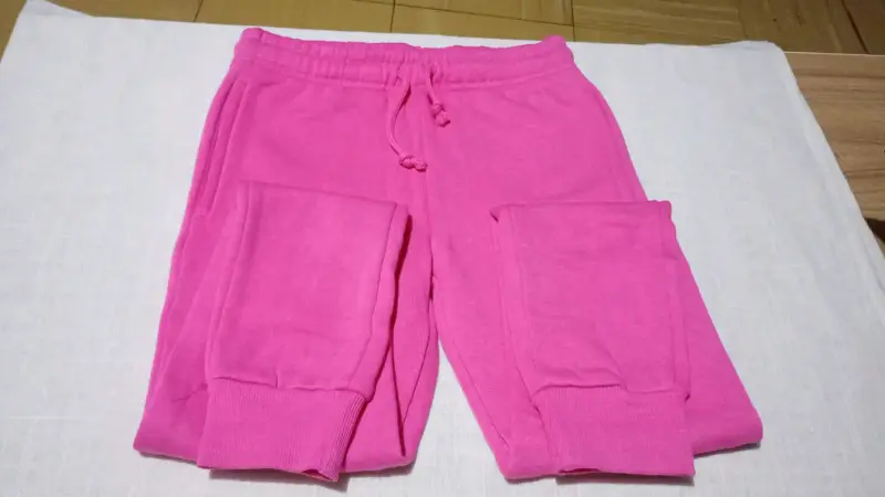 Pantalones deportivos rosados