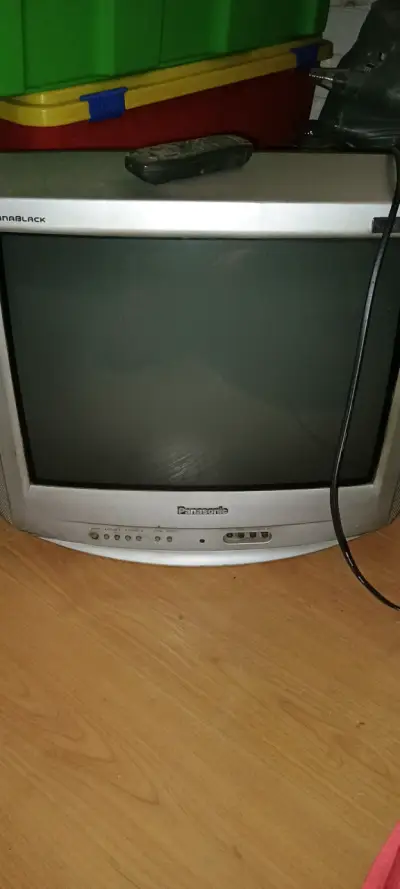 Televisor CRT Panasonic gris - miniatura 1
