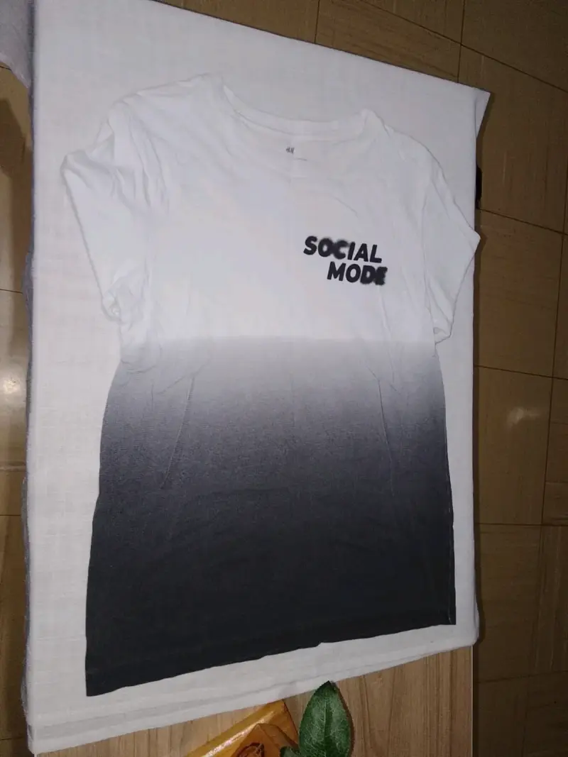 Polera Social Mode blanca y negra