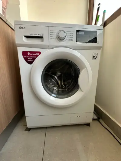 Lavadora LG Direct Drive 9kg - miniatura 1