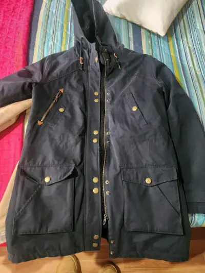 Abrigo Volcom impermeable  azul marino con capucha - miniatura 1