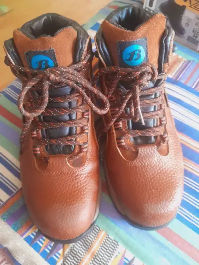 Zapatos de seguridad café - miniatura 1