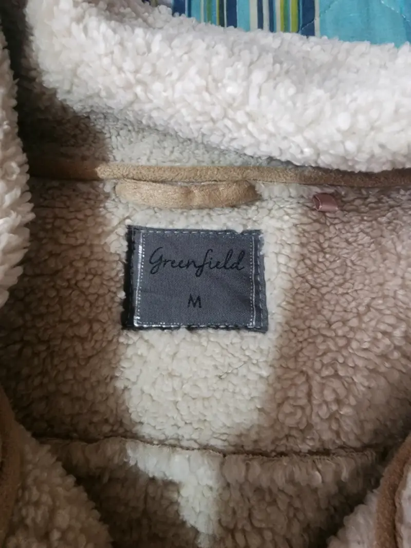 Abrigo de gamuza beige - 2