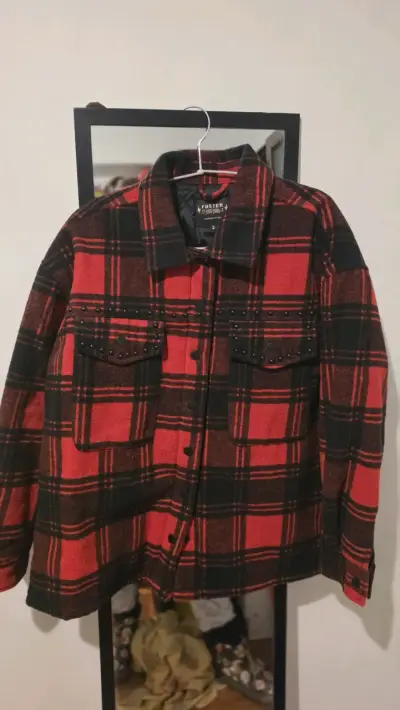 Chaqueta de cuadros rojos y negros - miniatura 1