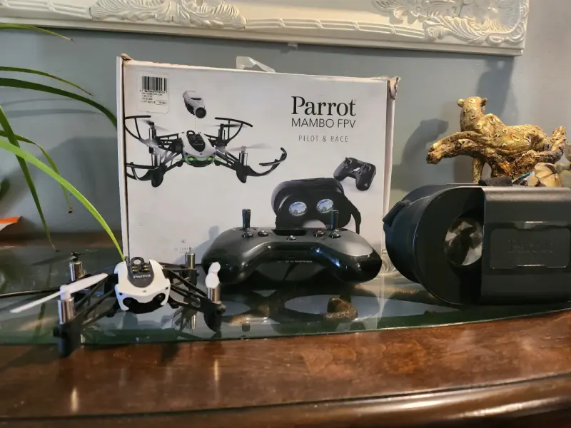 Dron Parrot Mambo FPV - 1