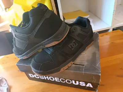 Zapatillas DC negras - miniatura 1