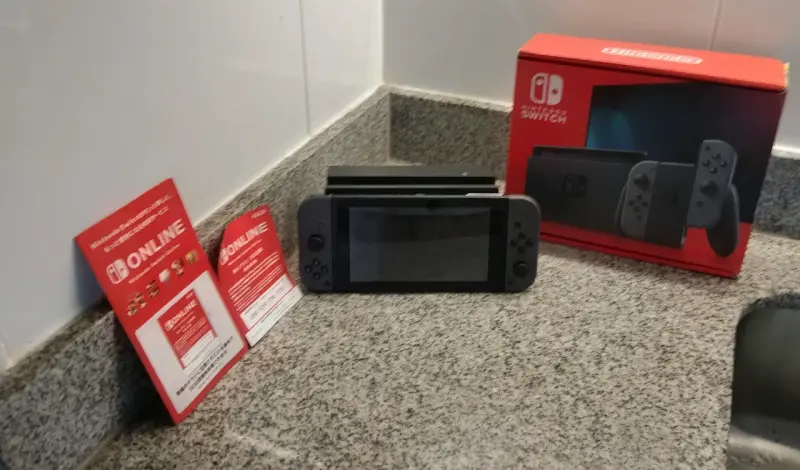 Nintendo Switch Neon v1.1 + accesorios - 1