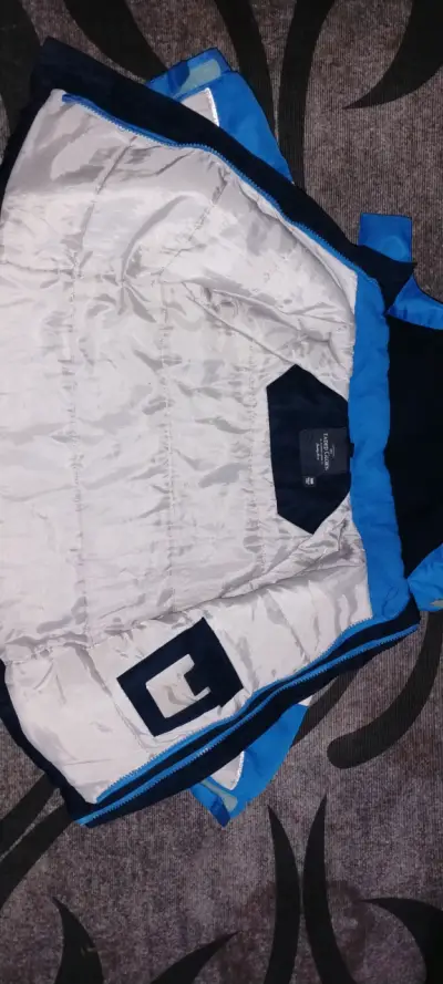 Chaqueta infantil azul y blanca - miniatura 3