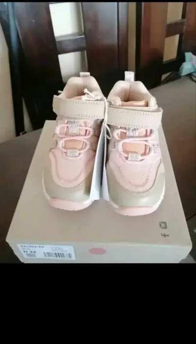 Botines beige para niña - miniatura 2