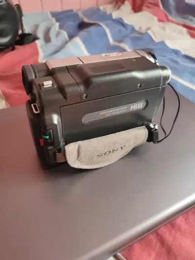 Videocámara Sony Handycam CCD-TRV338 Hi8 + Kit - miniatura 2