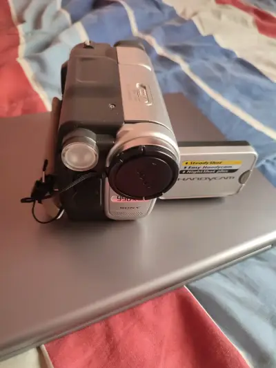 Videocámara Sony Handycam CCD-TRV338 Hi8 + Kit - miniatura 6