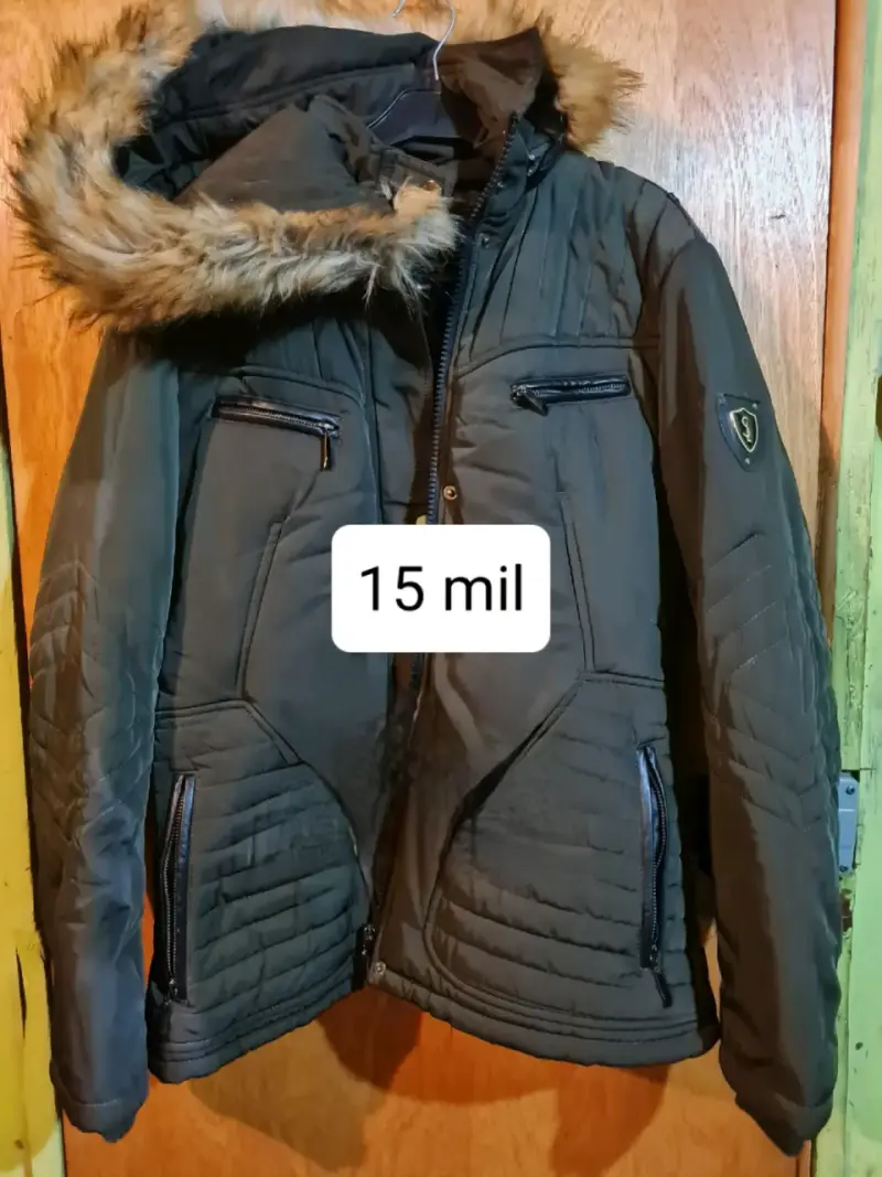 Parka verde oscuro con capucha de piel - 1