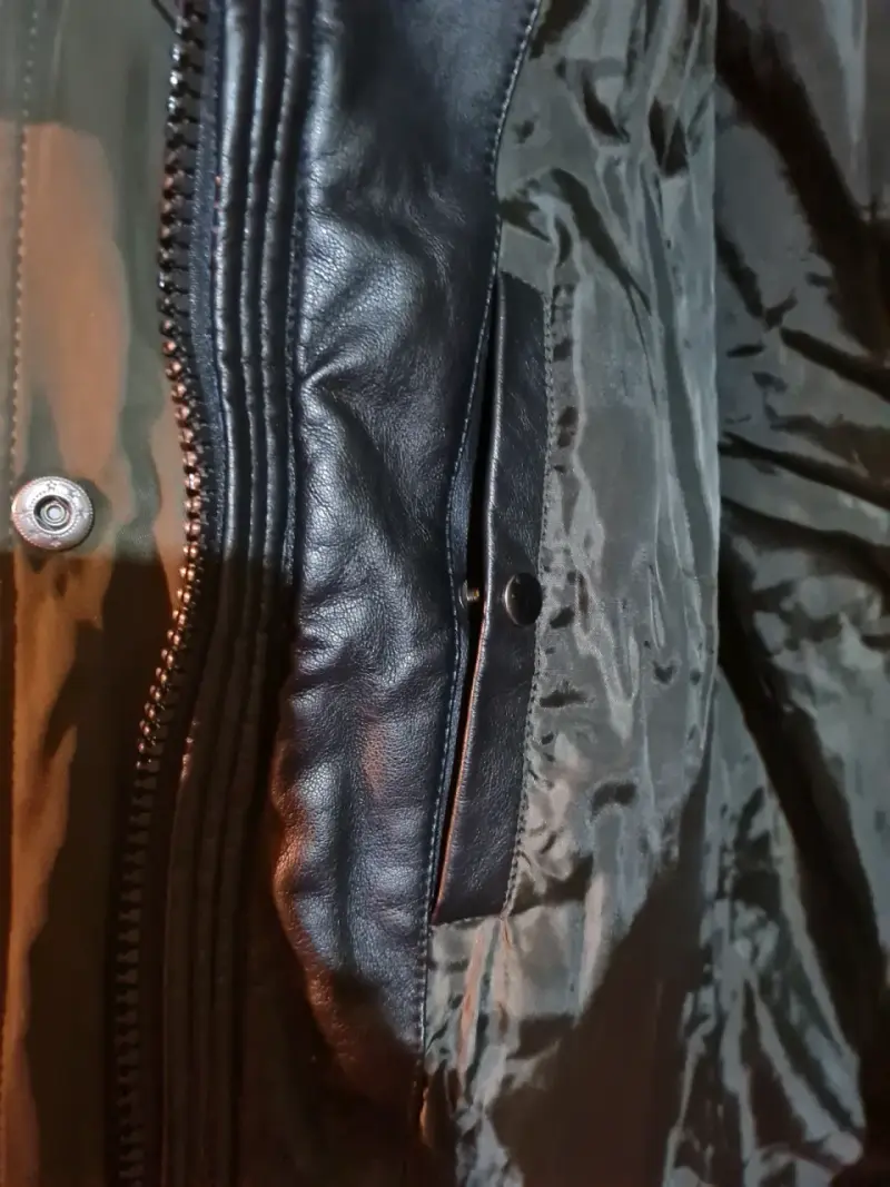 Parka verde oscuro con capucha de piel - 4