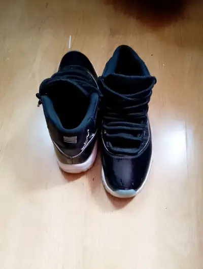 Zapatillas negras deportivas - miniatura 3