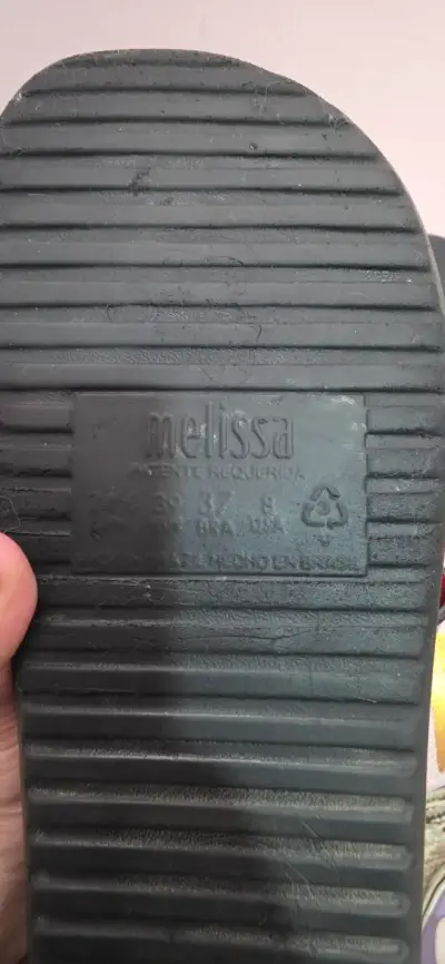 Sandalias Melissa negras con correas marron - miniatura 2