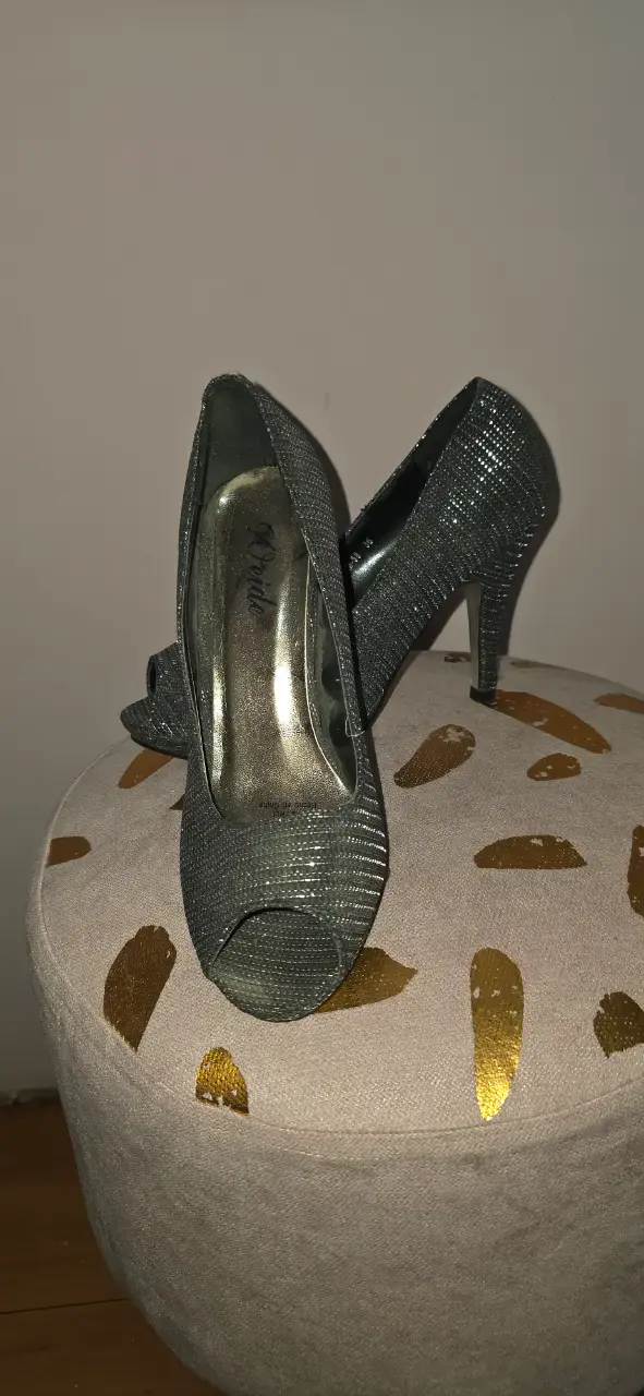 Tacones brillantes gris oscuro - 1