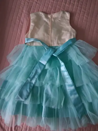Vestido de fiesta azul y dorado - miniatura 2