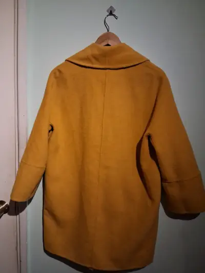 Abrigo oversized mostaza - miniatura 2