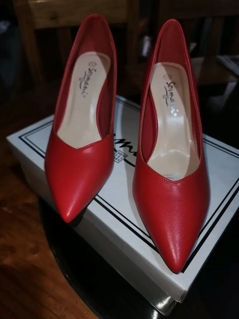 Zapatos de tacón rojos - 2
