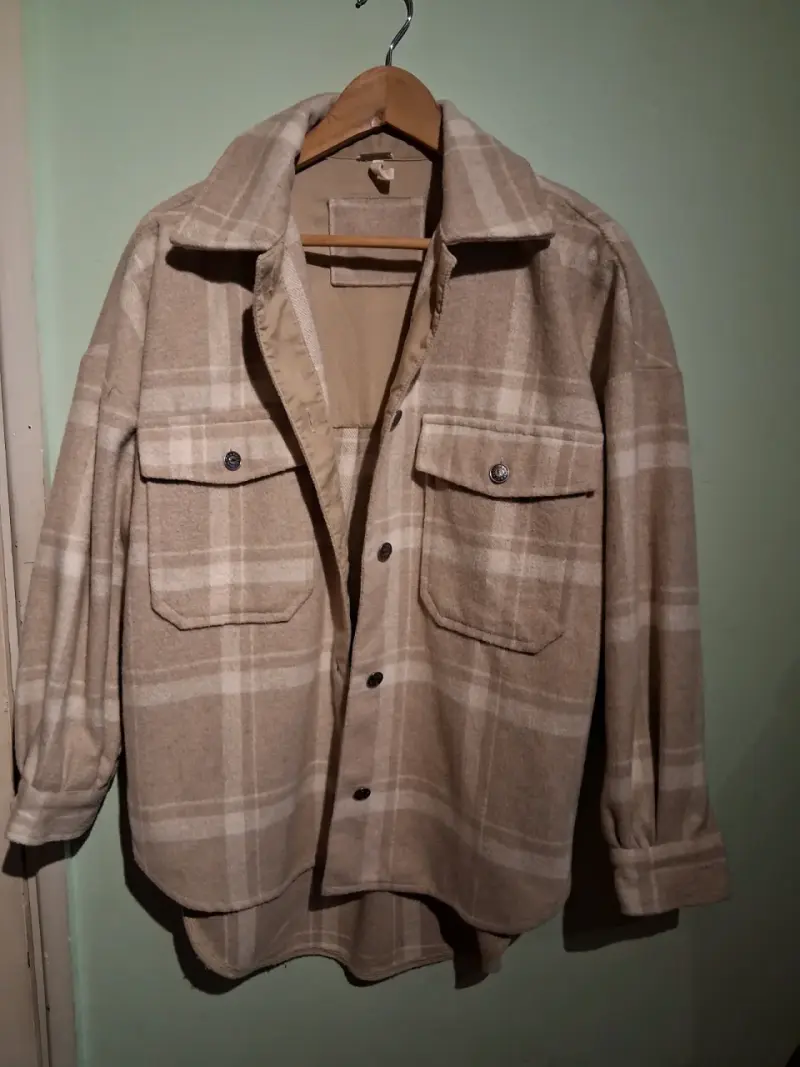 Camisa oversize a cuadros beige - 1