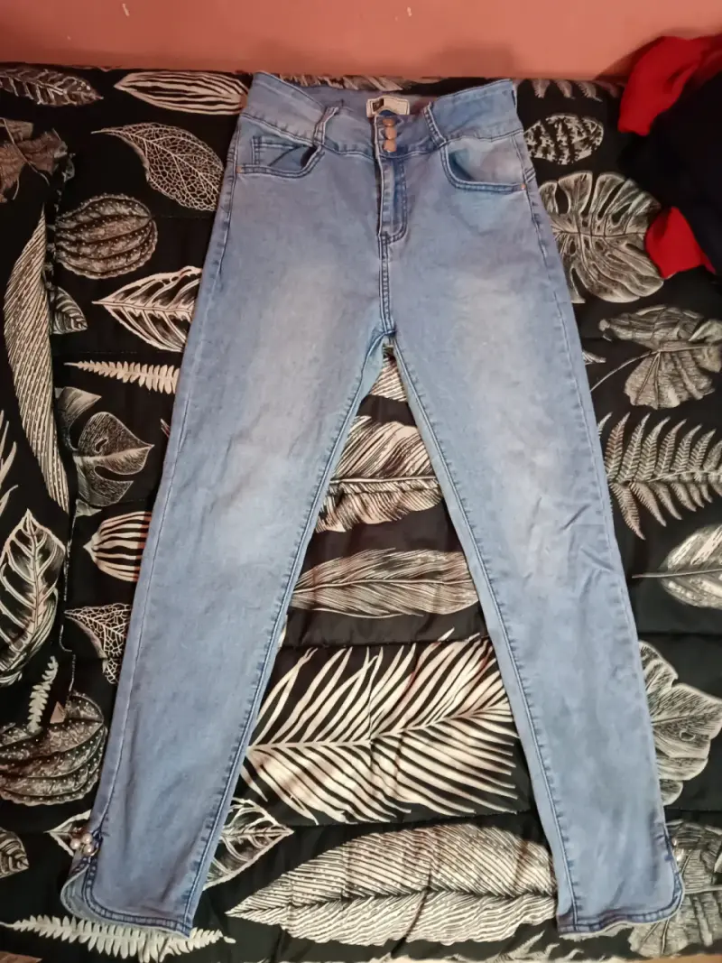 Jeans celeste tiro alto - 1