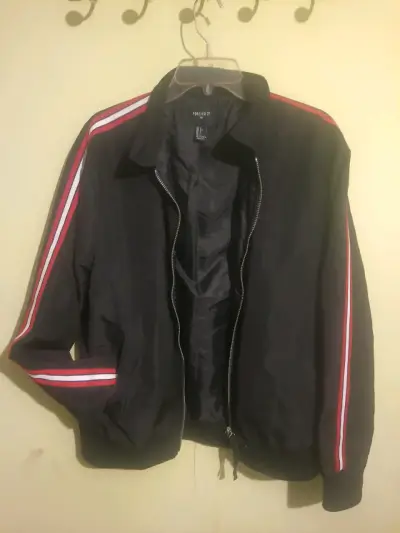 Chaqueta negra Forever 21 - miniatura 1