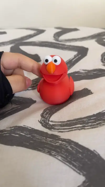Patito de goma elmo - miniatura 2