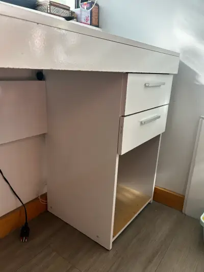 Escritorio blanco con cajones grande - miniatura 5