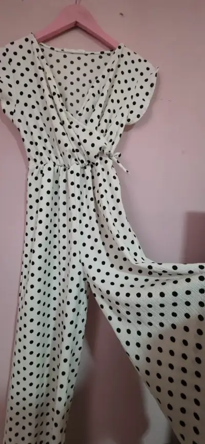 Enterito blanco con puntos negros talla 13-14 - miniatura 2