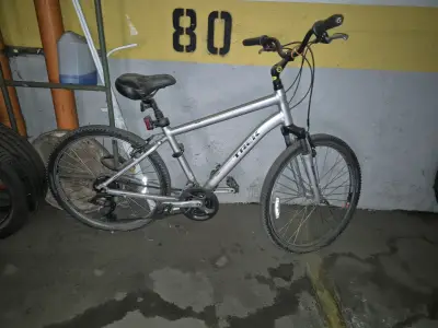 Bicicleta montaña Trek gris - miniatura 1