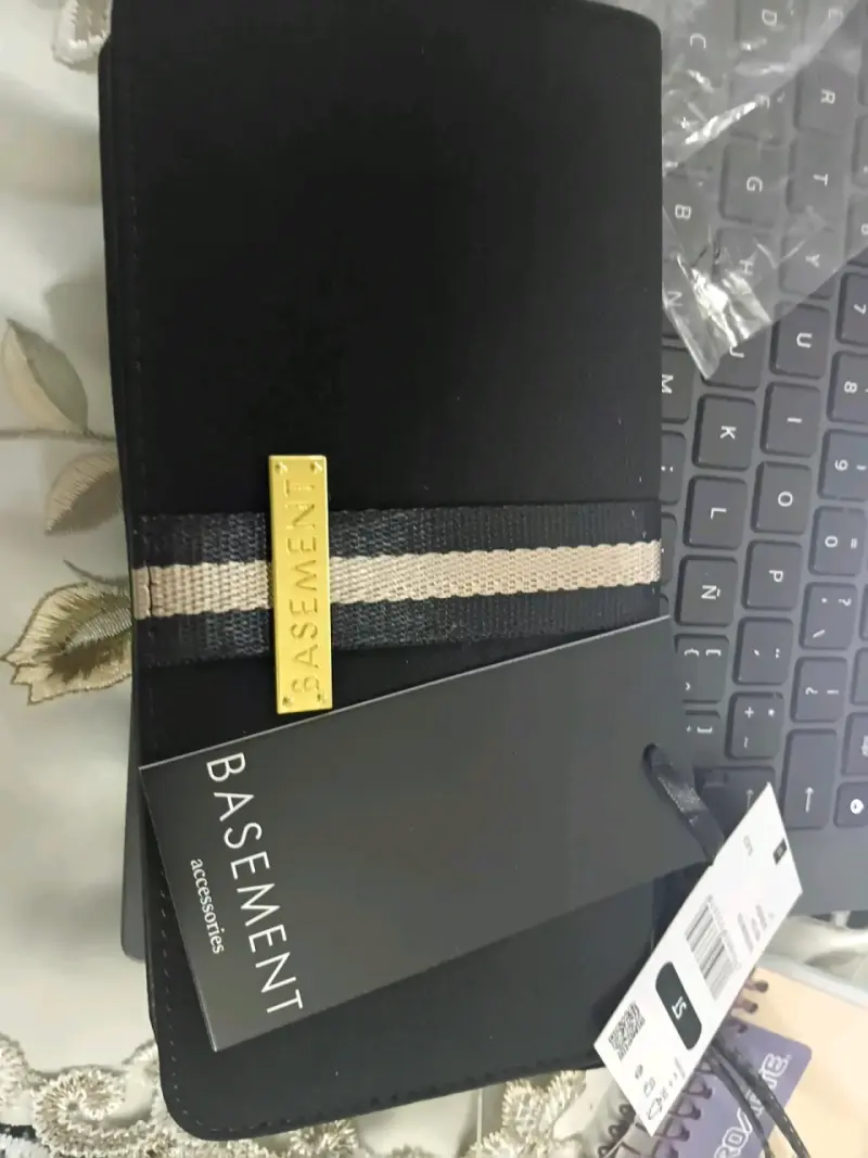 Carteras y billeteras - 1