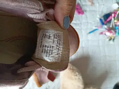 Botines rosados para niños - miniatura 3