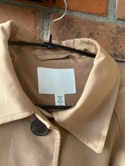 Trench beige clásico xs oversize - miniatura 3