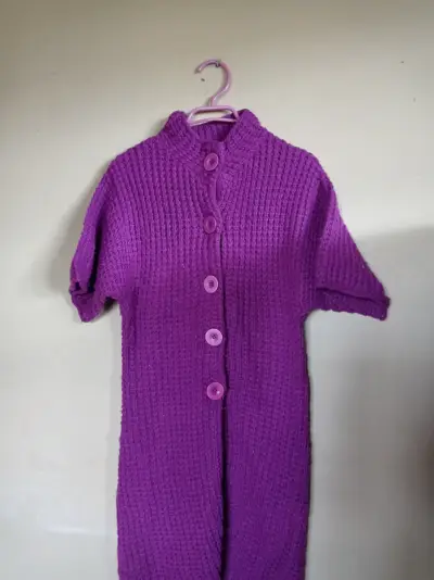 Abrigo morado - miniatura 1