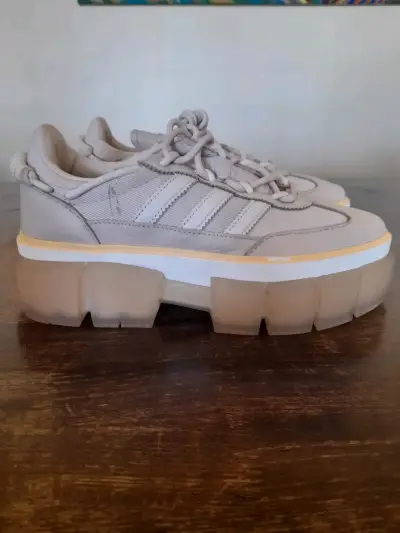 Zapatillas Adidas Ivy Park  beige - miniatura 1